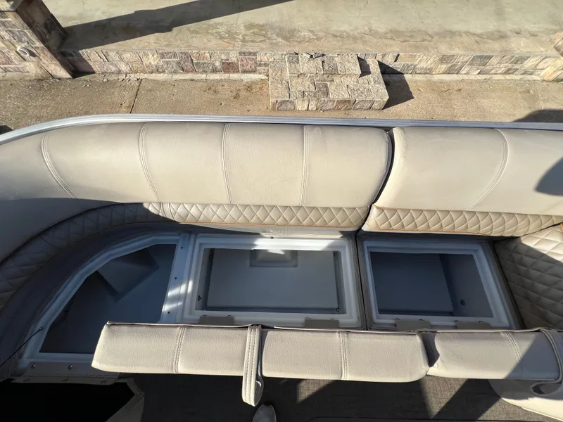 Slide: The Image of Ranger RP243C 2023 - 17