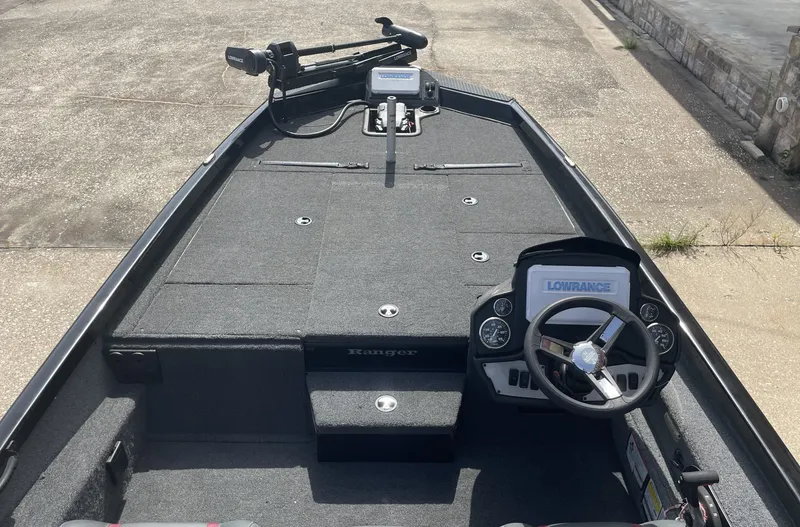 Slide: The Image of Ranger RT188P 2023 - 16