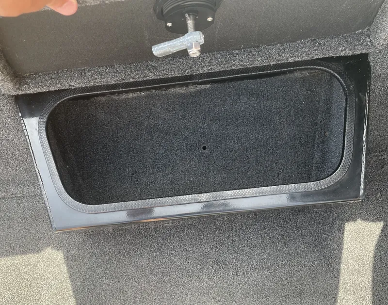 Slide: The Image of Ranger RT188P 2023 - 20