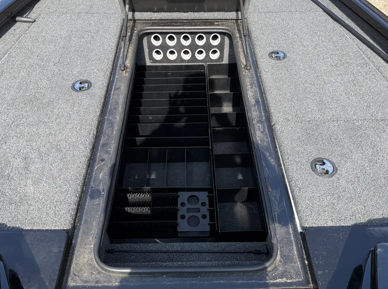 Slide: The Image of Vexus AVX 1980 2021 - 21