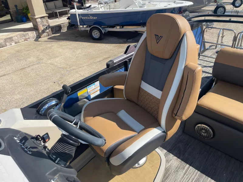 Slide: The Image of Viaggio D23S 2022 - 14