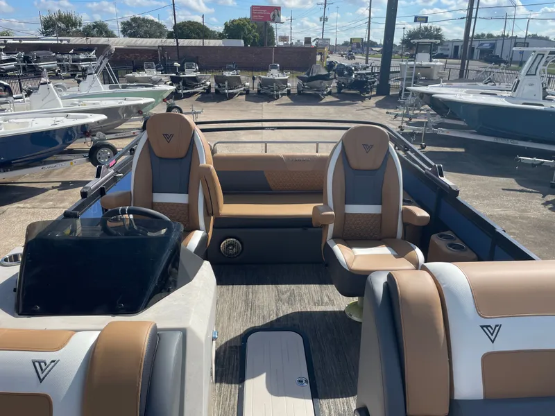 Slide: The Image of Viaggio D23S 2022 - 20