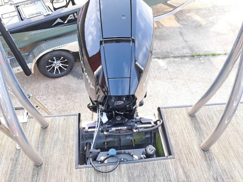 Slide: The Image of Viaggio D23S 2022 outboard motor on boat, close-up view. - 25