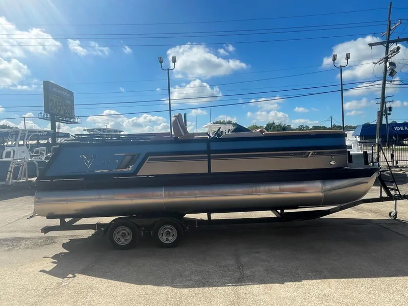 Slide: The Image of Viaggio D23S 2022 - 6