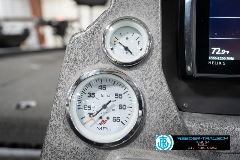Slide: The Image of Dashboard of 2020 Lund 1875 Pro-V Bass boat with speedometer and fuel gauge. - 31