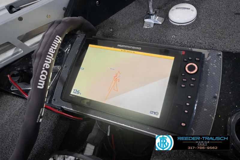 Slide: The Image of Humminbird fish finder on 2020 Lund 1875 Pro-V Bass boat dashboard. - 42