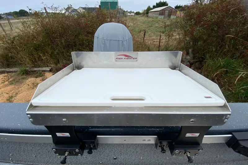 Slide: The Image of Cutting board on a 2022 Duckworth 20XT Advantage boat, featuring Fish Fighter mount. - 14
