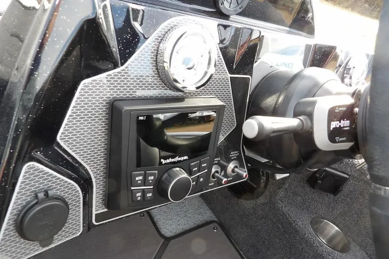 Slide: The Image of Dashboard of 2026 Lund 2075 Pro-V Bass XS with Rockford Fosgate audio system. - 36