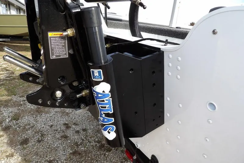 Slide: The Image of 2026 Lund 2075 Pro-V Bass XS boat with Atlas hydraulic jack plate. - 48