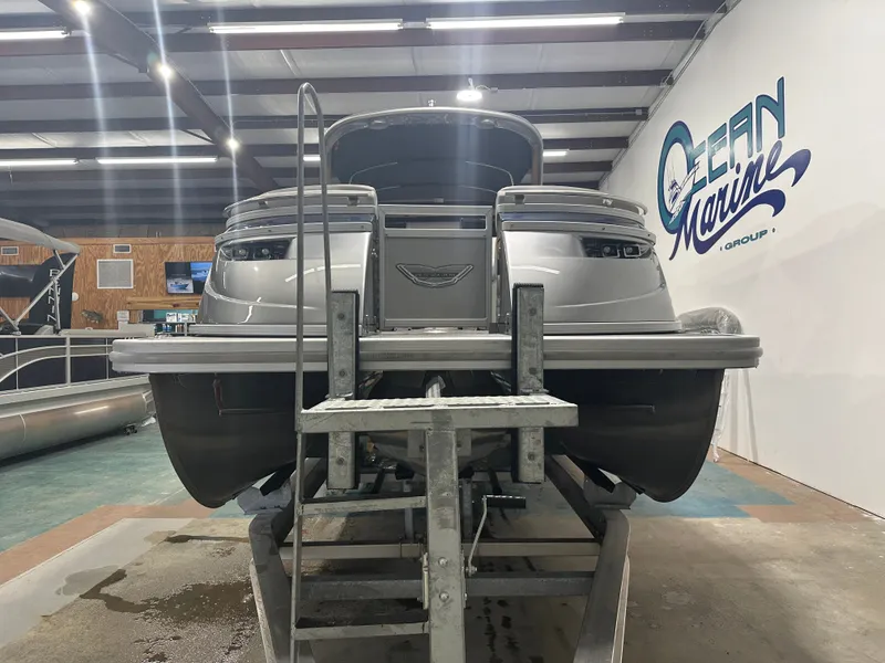 Slide: The Image of Bennington 27QFBWAT2SR 2024 - 12