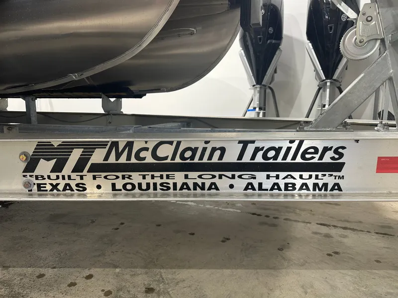 Slide: The Image of Bennington 27QFBWAT2SR 2024 - 13