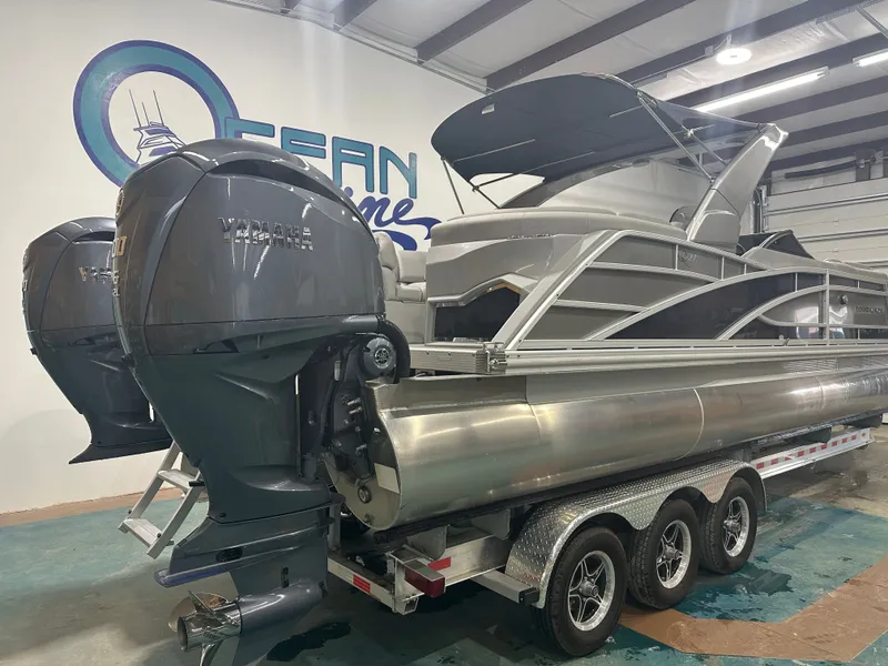 Slide: The Image of Bennington 27QFBWAT2SR 2024 - 5