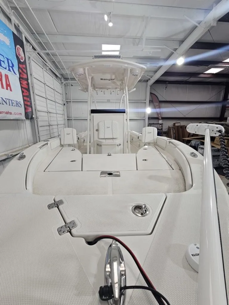 Slide: The Image of Ranger Boats 2660 Bay 2024 - 11