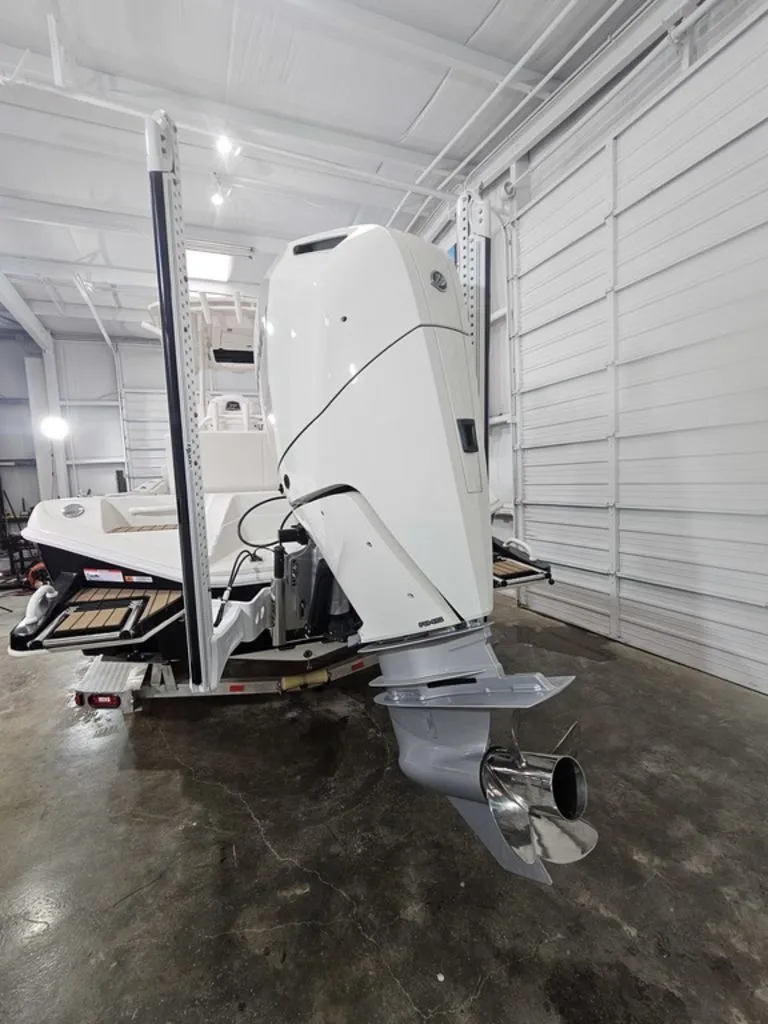 Slide: The Image of Ranger Boats 2660 Bay 2024 - 7