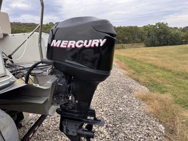 Slide: The Image of Lowe Bimini 214 2006 - 8