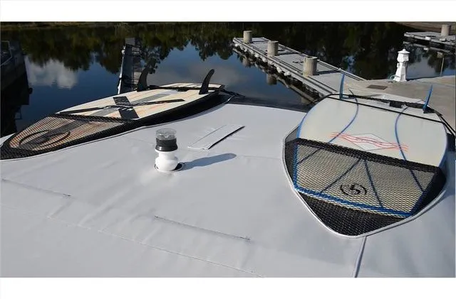 Slide: The Image of Regal LS4 Surf 2022 - 12