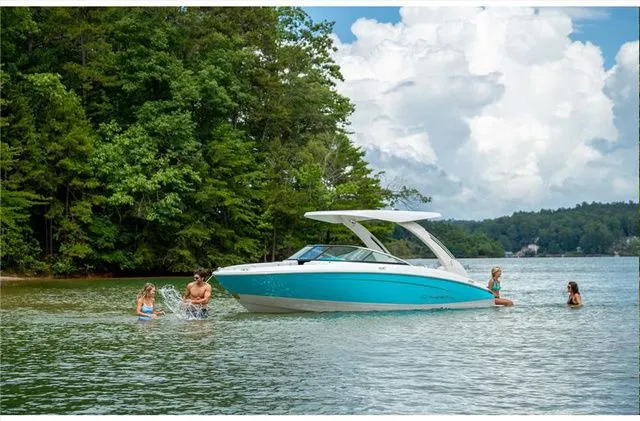 Slide: The Image of Regal LS4 Surf 2022 - 6