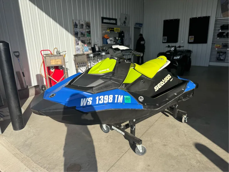 The Image of Sea-Doo Spark 2up 90 hp iBR Convenience Package 2021 - 1