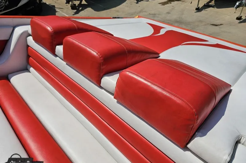 Slide: The Image of Red and white leather seating on 1995 Hustler 40 Fiore boat. - 24