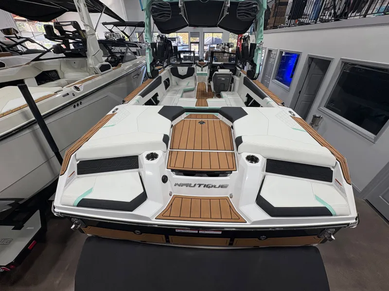 Slide: The Image of Nautique GS24 2025 - 9