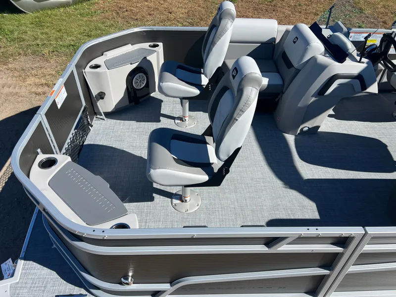 Slide: The Image of Princecraft Sportfisher 21-4S 2026 - 2