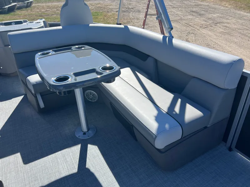 Slide: The Image of Princecraft Sportfisher 21-4S 2026 - 8