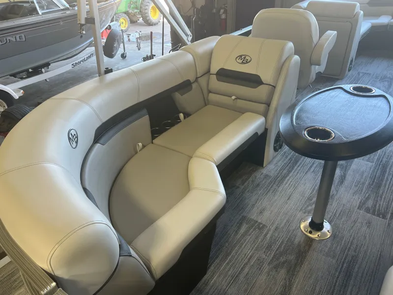 Slide: The Image of Montego Bay 8522 Quad Lounger BR Deluxe Pontoon 2026 - 14