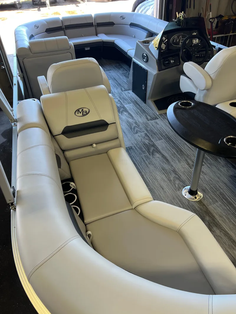 Slide: The Image of Montego Bay 8522 Quad Lounger BR Deluxe Pontoon 2026 - 22