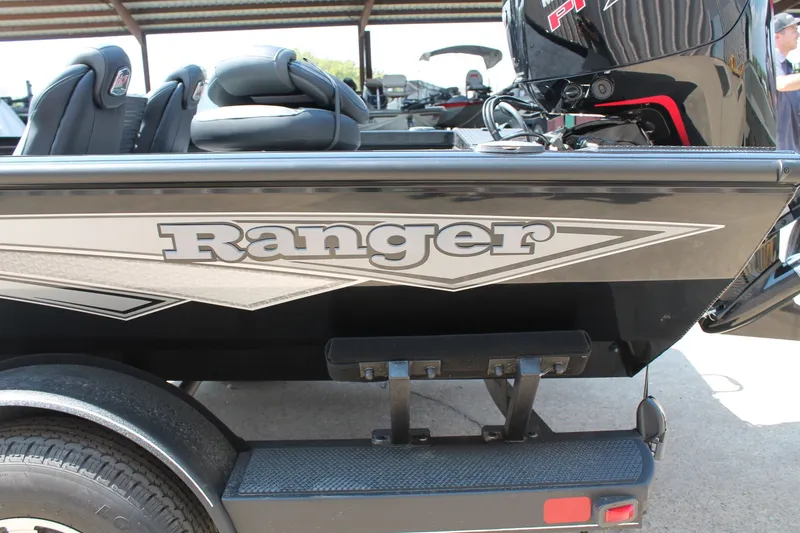 Slide: The Image of Ranger Boats RT188C 2026 - 2