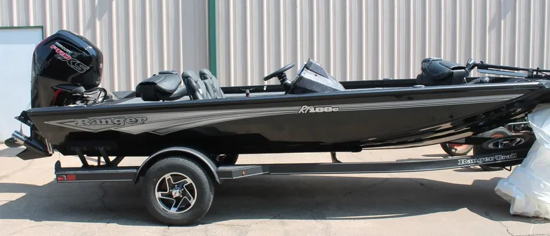 Slide: The Image of Ranger Boats RT188C 2026 - 4