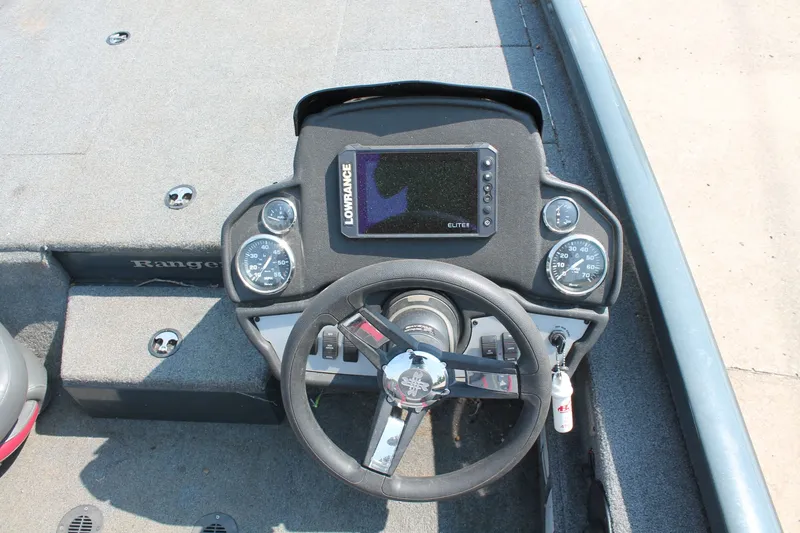 Slide: The Image of Ranger Boats RT198P 2023 - 13