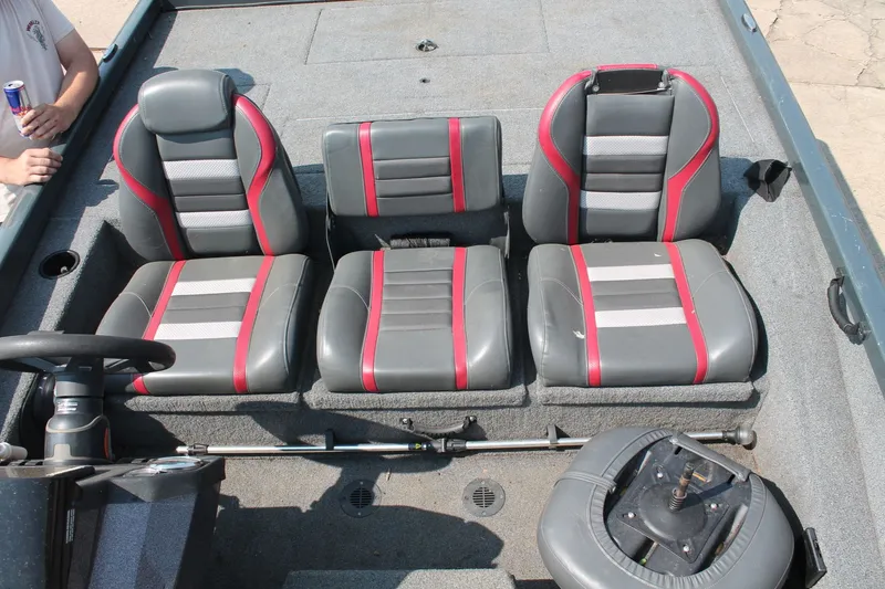 Slide: The Image of Ranger Boats RT198P 2023 - 14