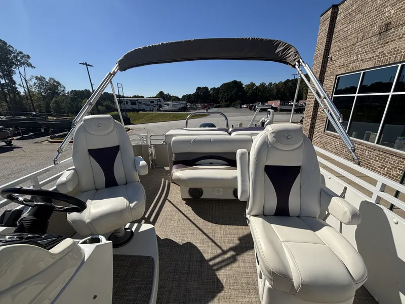 Slide: The Image of JC Neptoon 25TT Sport w/Suzuki 250HP Engine and Trailer 2015 - 15