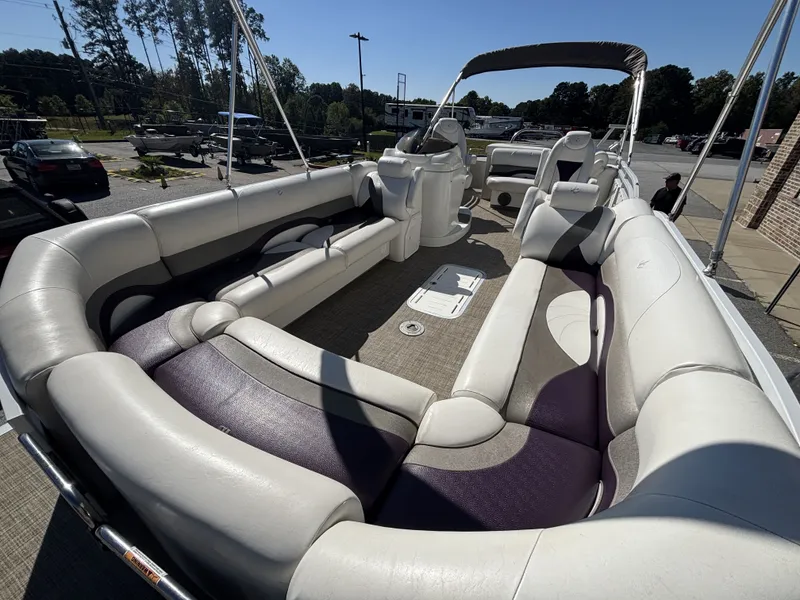 Slide: The Image of JC Neptoon 25TT Sport w/Suzuki 250HP Engine and Trailer 2015 - 38