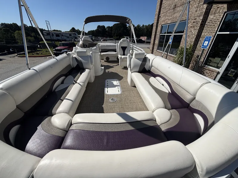 Slide: The Image of JC Neptoon 25TT Sport w/Suzuki 250HP Engine and Trailer 2015 - 7