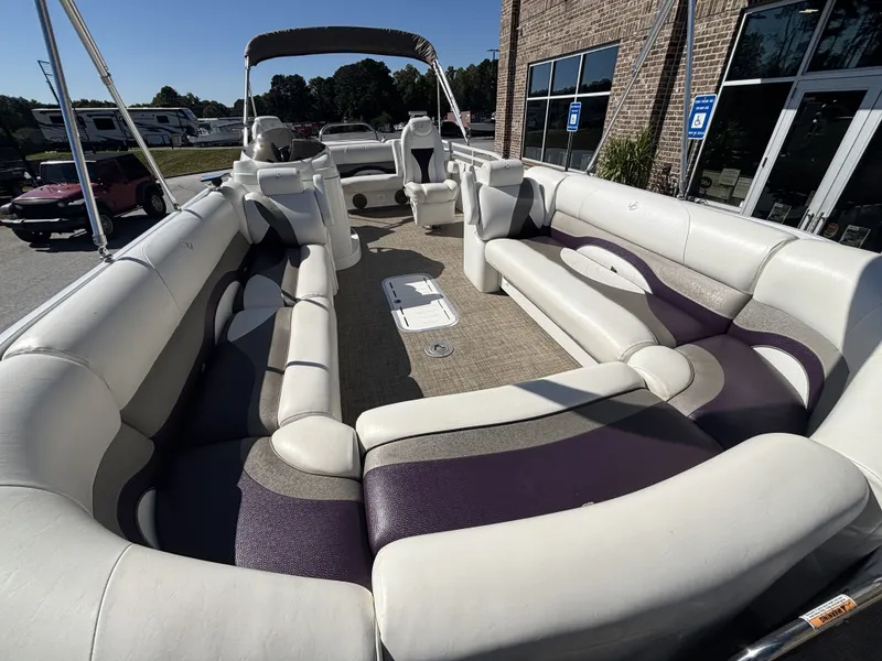 Slide: The Image of JC Neptoon 25TT Sport w/Suzuki 250HP - 4-Stroke Engine 2015 - 34