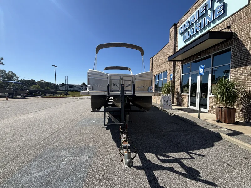 Slide: The Image of JC Manufacturing Neptoon 25TT Sport w/Suzuki 250HP - 4-Stroke Engine 2015 - 27