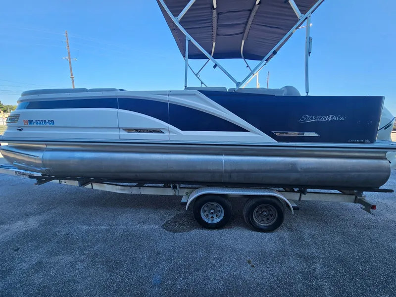 Slide: The Image of Silver Wave 2410 SW5 RLP 2020 - 8