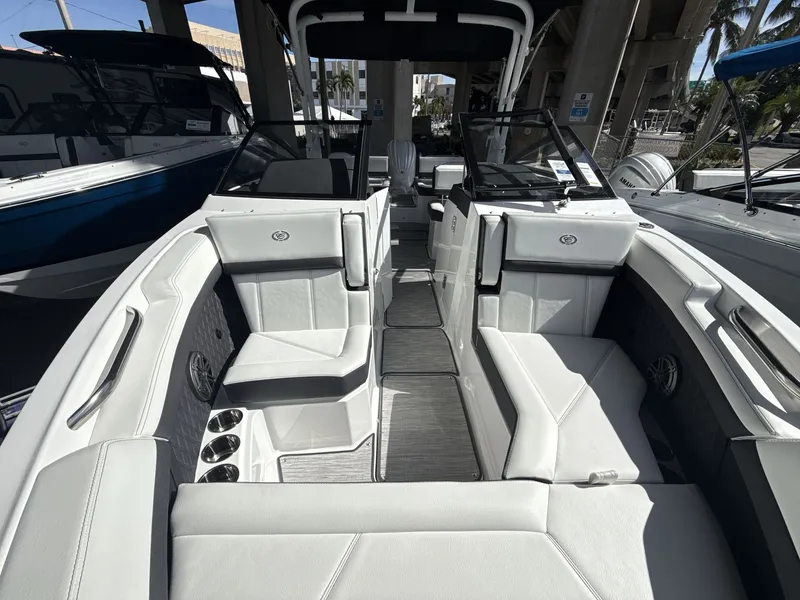 Slide: The Image of Cobalt R6 2026 - 10