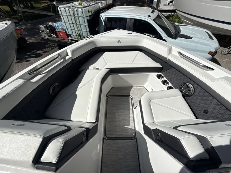 Slide: The Image of Cobalt R6 2026 - 15