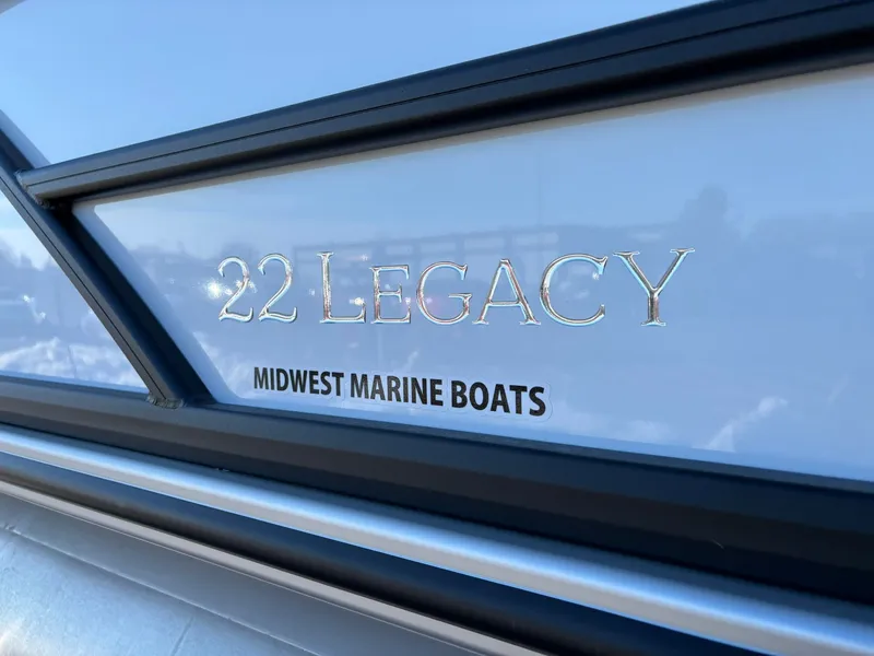 Slide: The Image of Bentley Pontoons 223 Legacy Swingback 2026 - 28