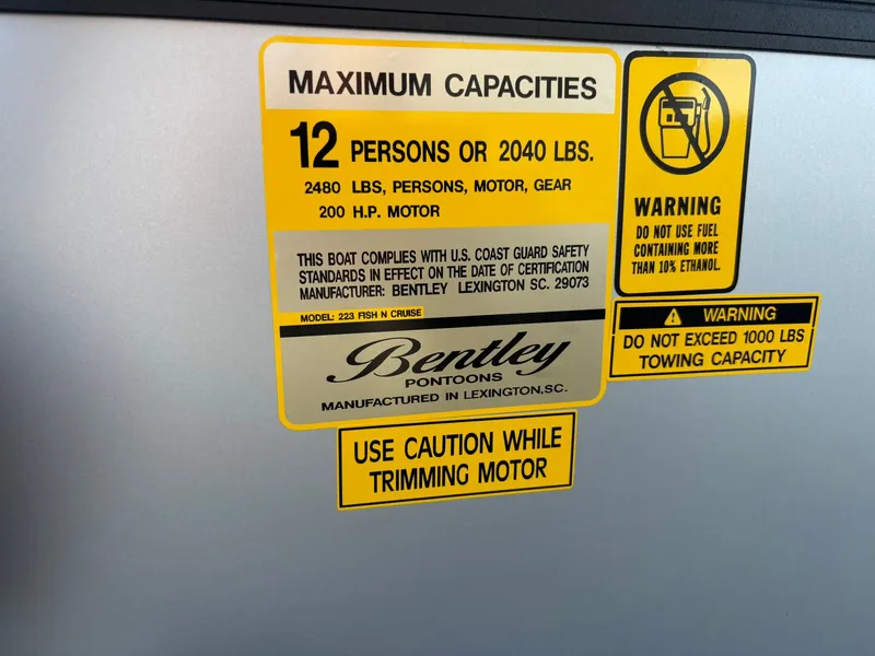 Slide: The Image of Bentley Pontoons 223 Fish N Cruise 2026 - 18