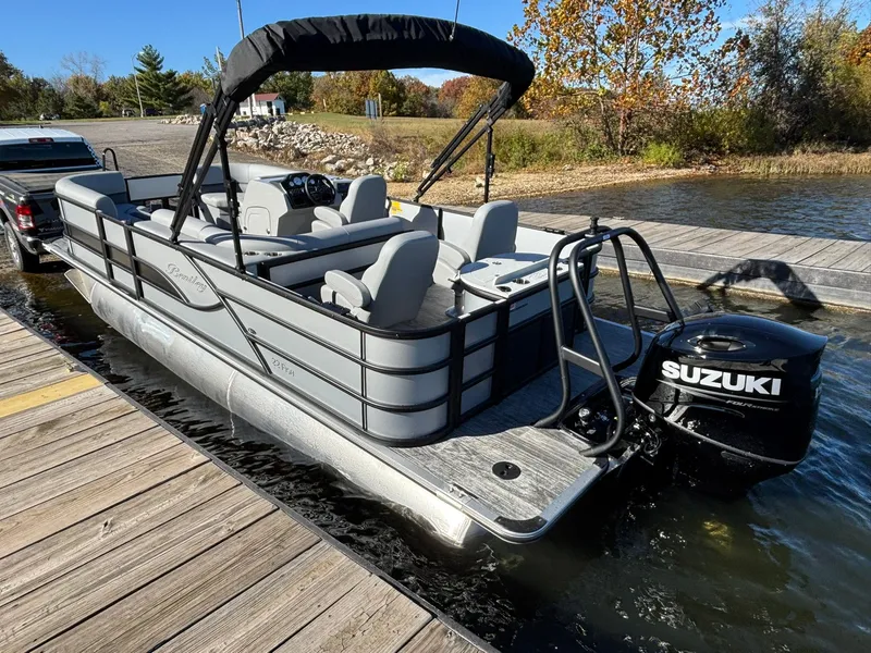 Slide: The Image of Bentley Pontoons 223 Fish N Cruise 2026 - 3