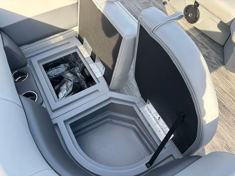 Slide: The Image of Bentley Pontoons 223 Fish N Cruise 2026 - 30