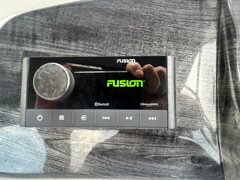 Slide: The Image of Avalon lSZ 2085 CR 2022 - 17