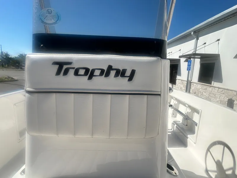 Slide: The Image of Bayliner T18LE 2025 - 21