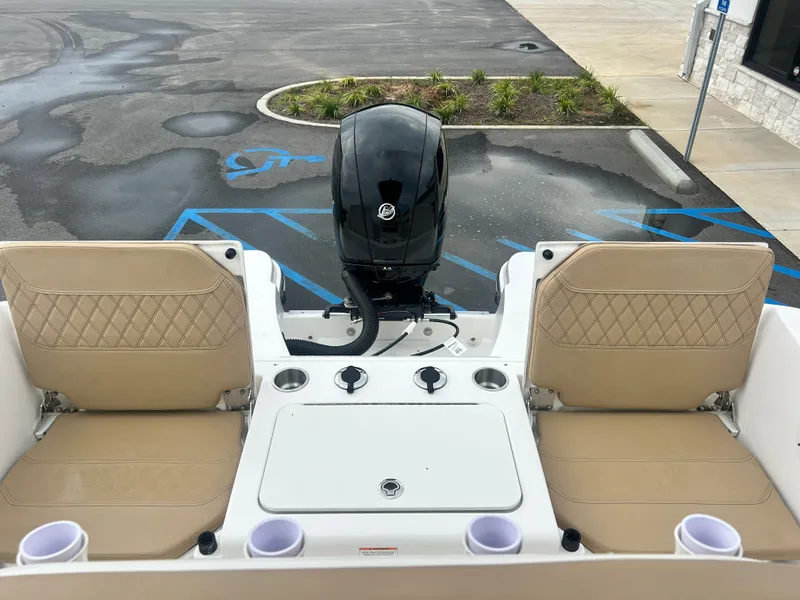 Slide: The Image of Bayliner Trophy 22CC 2026 - 11