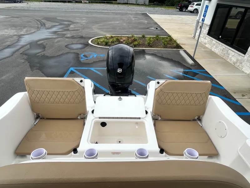 Slide: The Image of Bayliner Trophy 22CC 2026 - 12