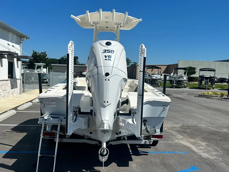 Slide: The Image of Pathfinder 2500 Hybrid 2025 - 5