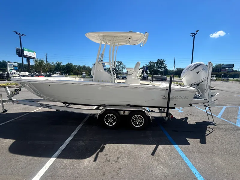 Slide: The Image of Pathfinder 2500 Hybrid 2025 - 7